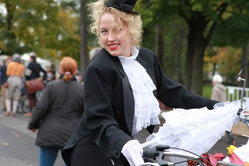Tweed Ride Moscow 2012