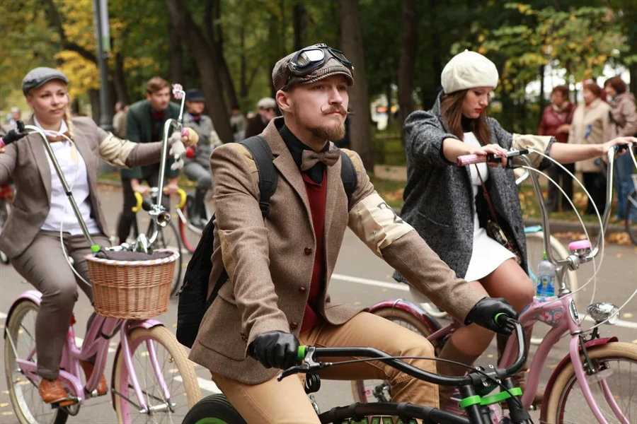 Tweed Ride Moscow 2012